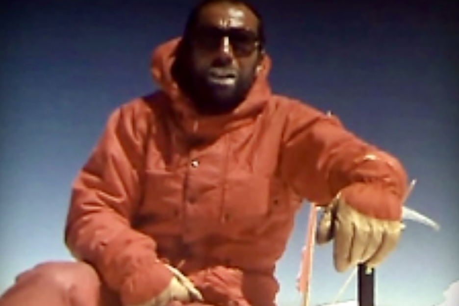 Jaeger on the summit of Everest.