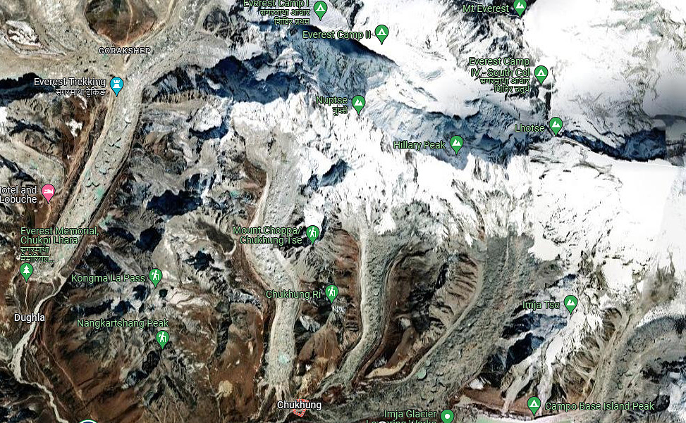 Chukhung village location (bottom center), compared to the Everest-Lhotse group.