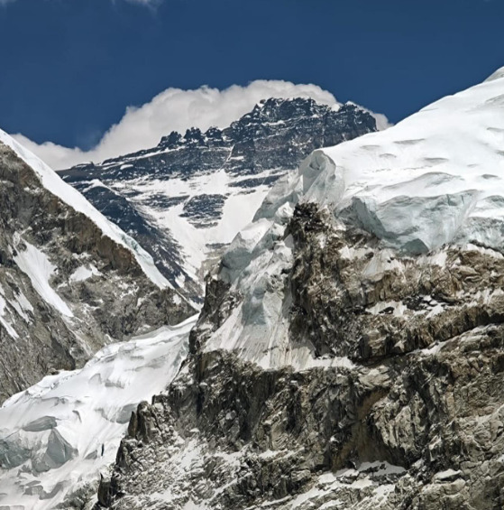 Lhotse, very dry, with a cloud behind, and the broken icefall at the Lhotse face joins the Valley of Silence, Everest flank on the left.