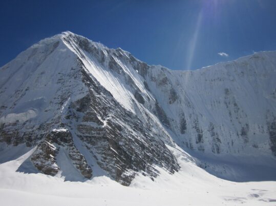 Patrasi and Huinchuli behind, in a sunny day