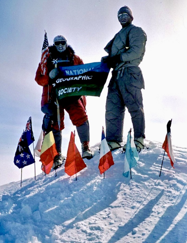 Schoening and Evans on the summit of Mount Vinson on December 18, 1966.