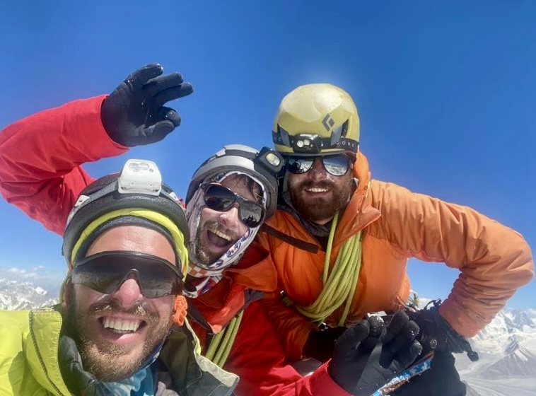 Summit picture on Virgerab Sar, finally climbed!