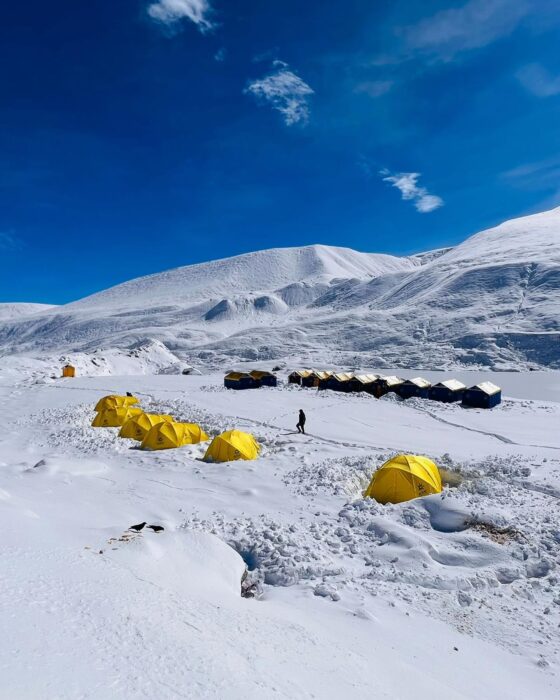 tents on the snow Tibet