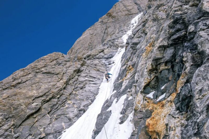 Hayden Wyatt on the northwest couloir of White Sapphire.