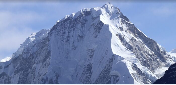 Dorje Lakpa with the ridges leading to the summit covered in corniced snow