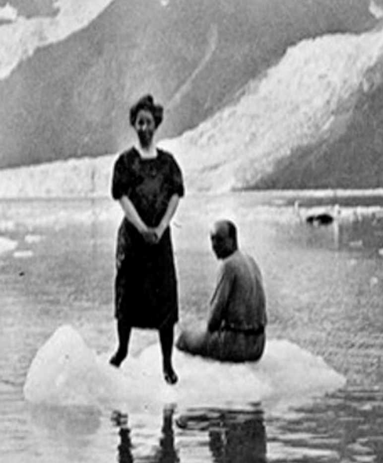 Dora Keen and George Handy on an iceberg. 