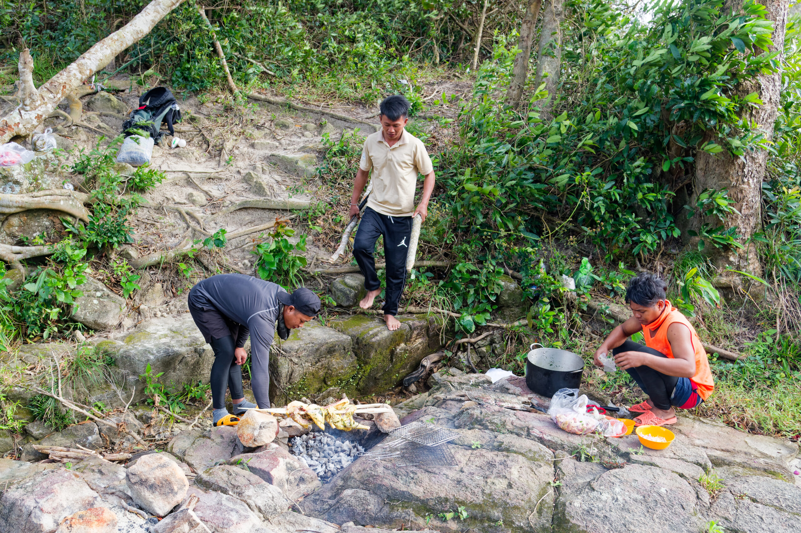 Rag Lai guides in Vietnam.