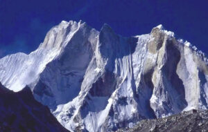 Meru massif.