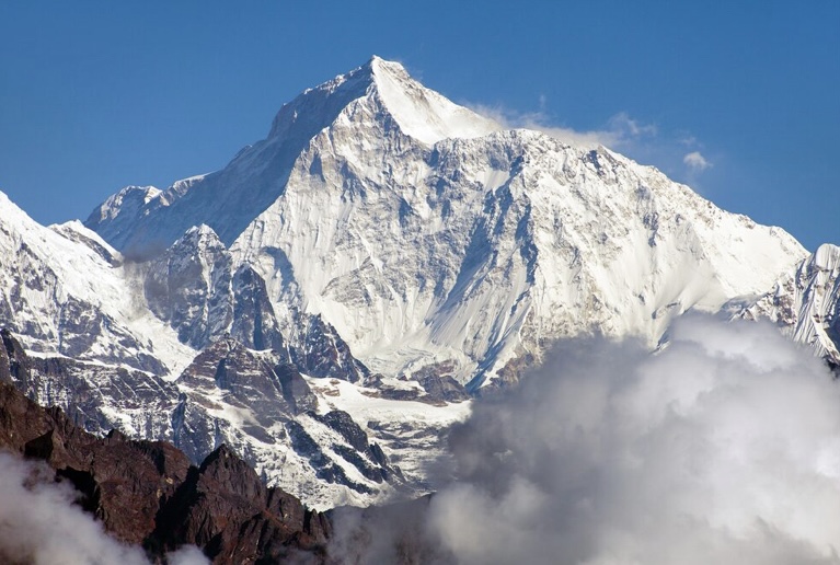 Makalu.