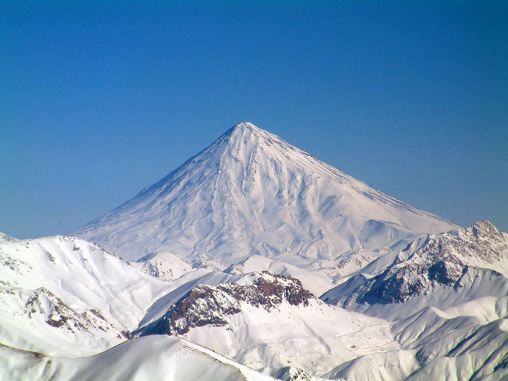 A snowy mountain