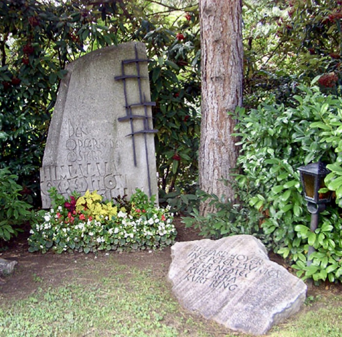 Memorial stone in Vienna Central Cemetery for the 1969 Austrian expeditions' victims of Dhaulagiri IV. 