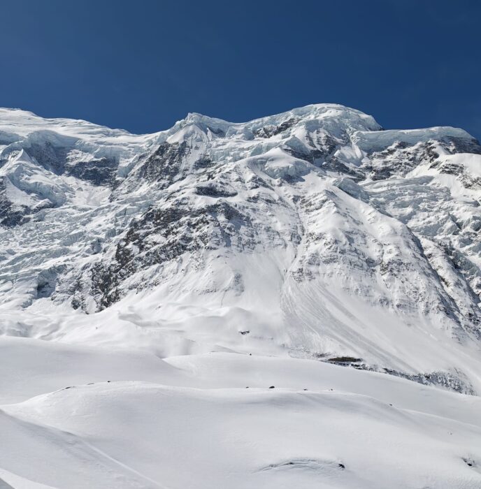 Annapurna IV in a sunny day. 
