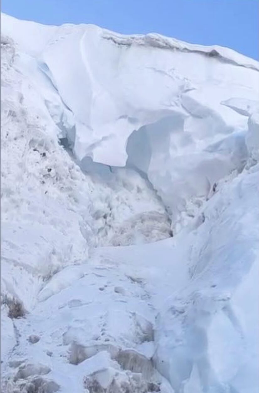 everest serac